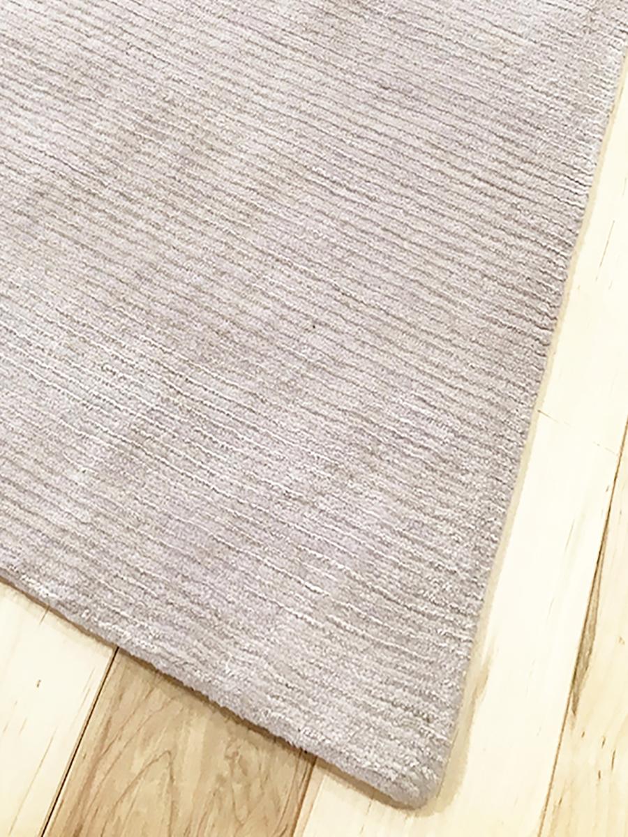 pale blush detail