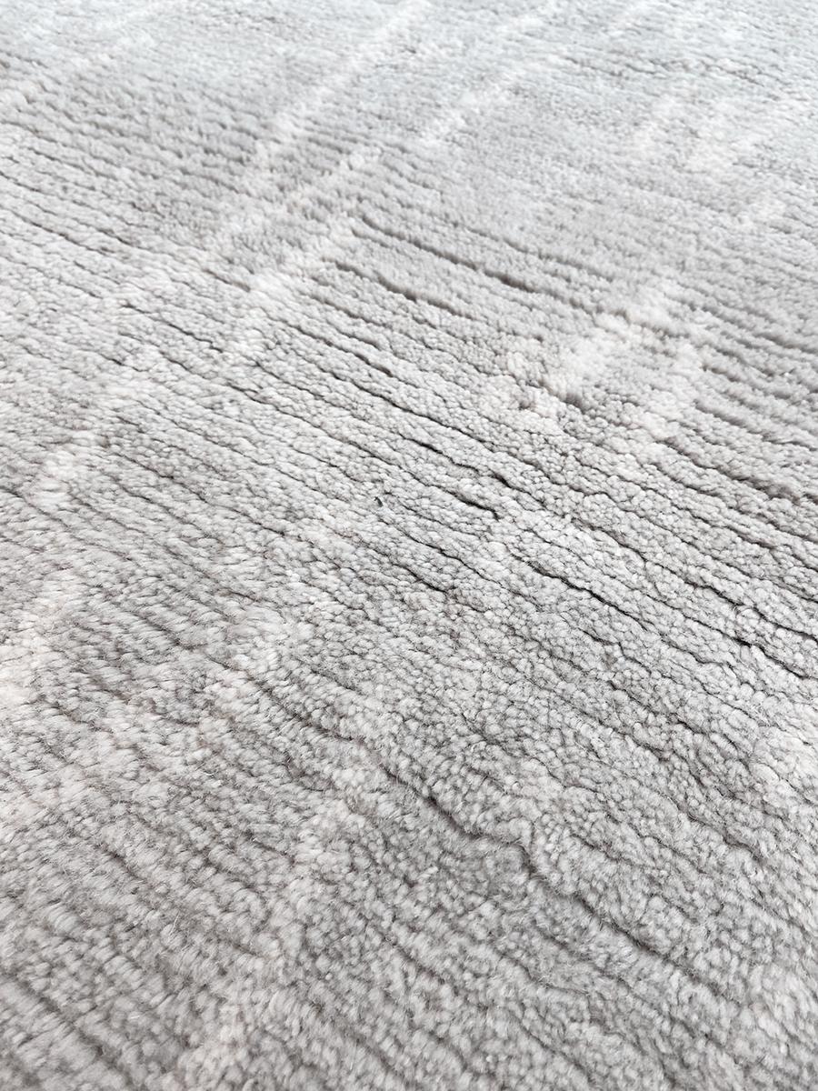 Zigg (101032) moonshine detail